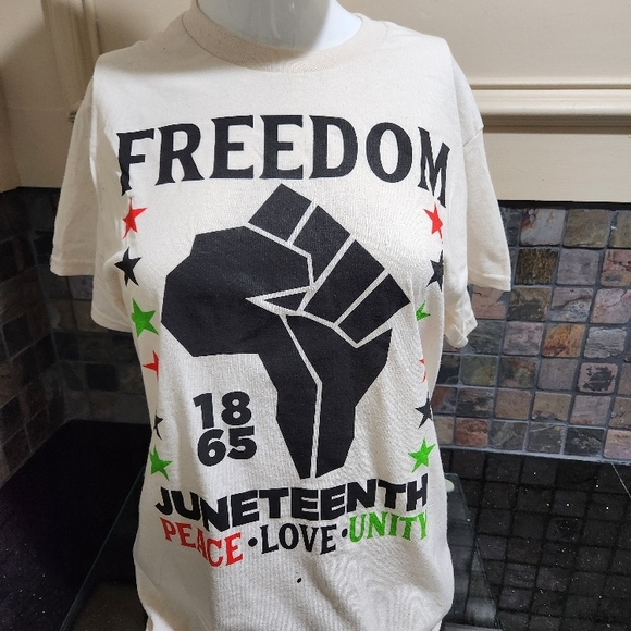 NEW Freedom Juneteenth T-Shirt - Picture 1 of 5